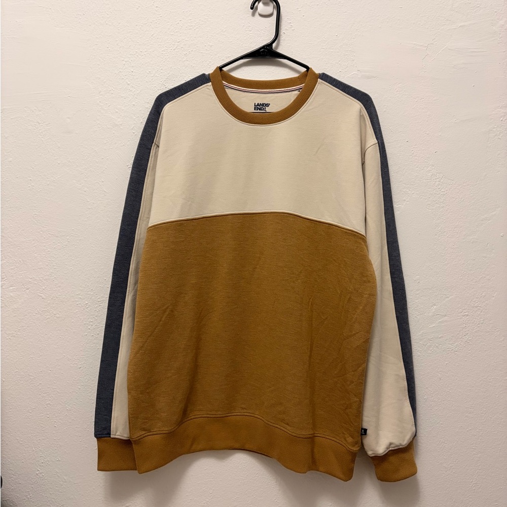 Men's Colorblock Fleece Knit Crewneck Sweater in Cream and Tan